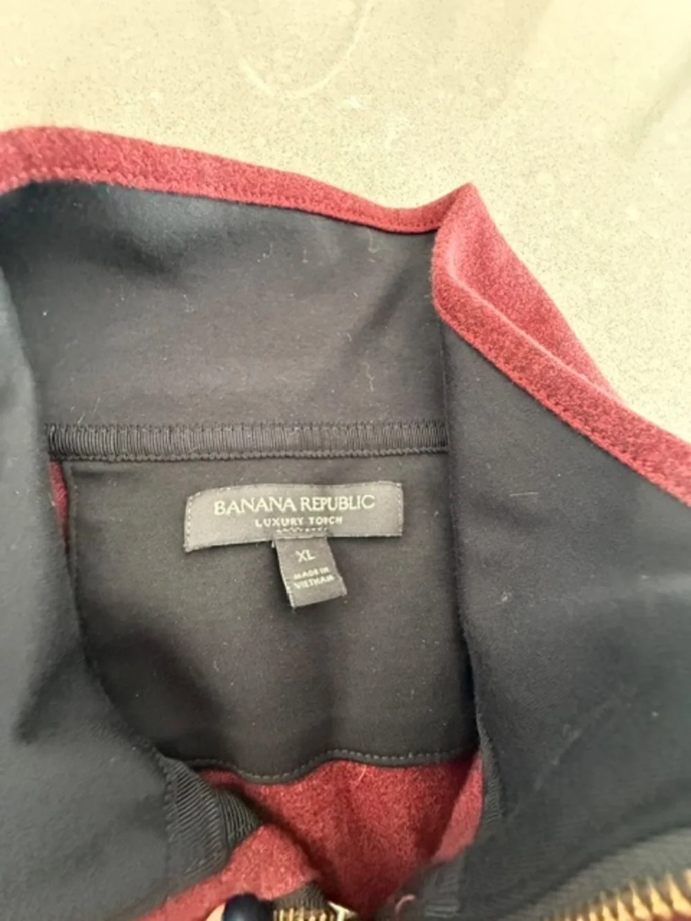Men's XL Banana Republic Luxury Touch Half-Zip Maroon 1/4 Zip Shirt Barely worn